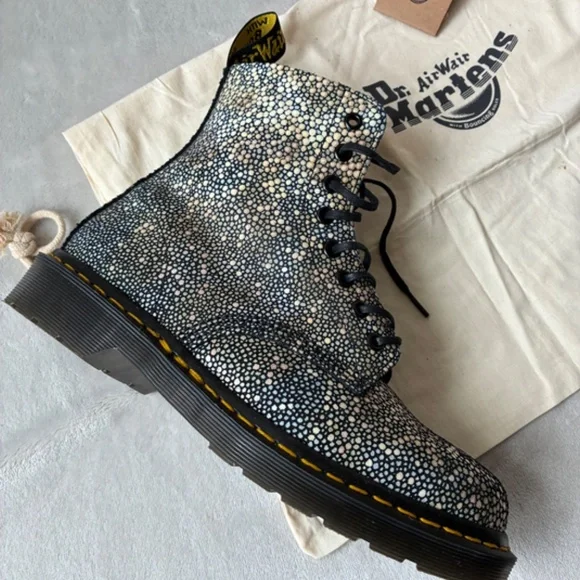 Rare Dr.MARTENS AirWair Boots STINGRAY MIE Made In England unisex US W9/M8 – NEW - Picture 5 of 16